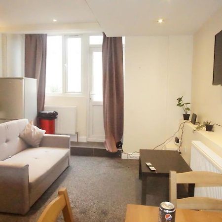 Evergreen Apartments-Flat 7, London Bagian luar foto