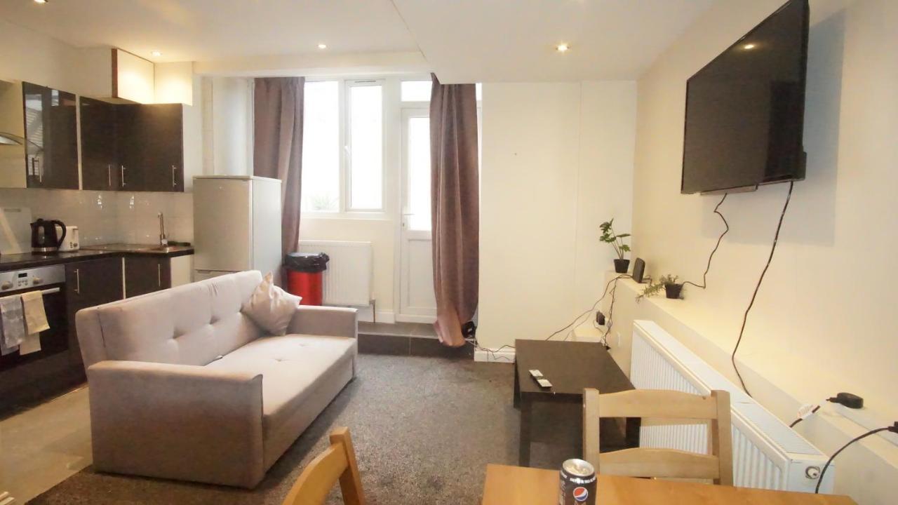 Evergreen Apartments-Flat 7, London Bagian luar foto