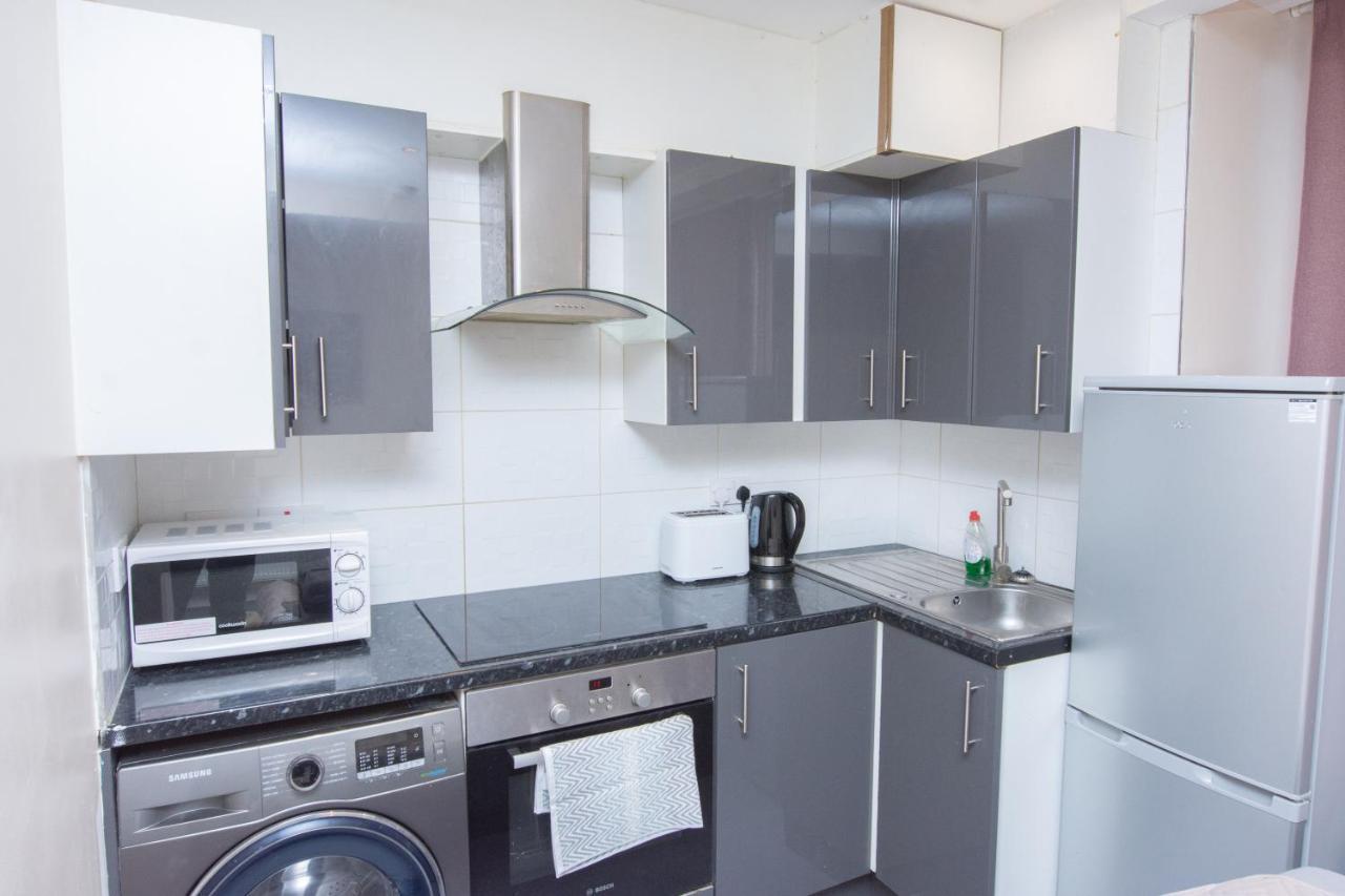 Evergreen Apartments-Flat 7, London Bagian luar foto