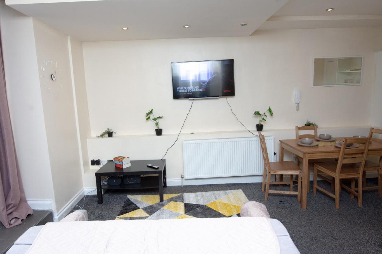 Evergreen Apartments-Flat 7, London Bagian luar foto
